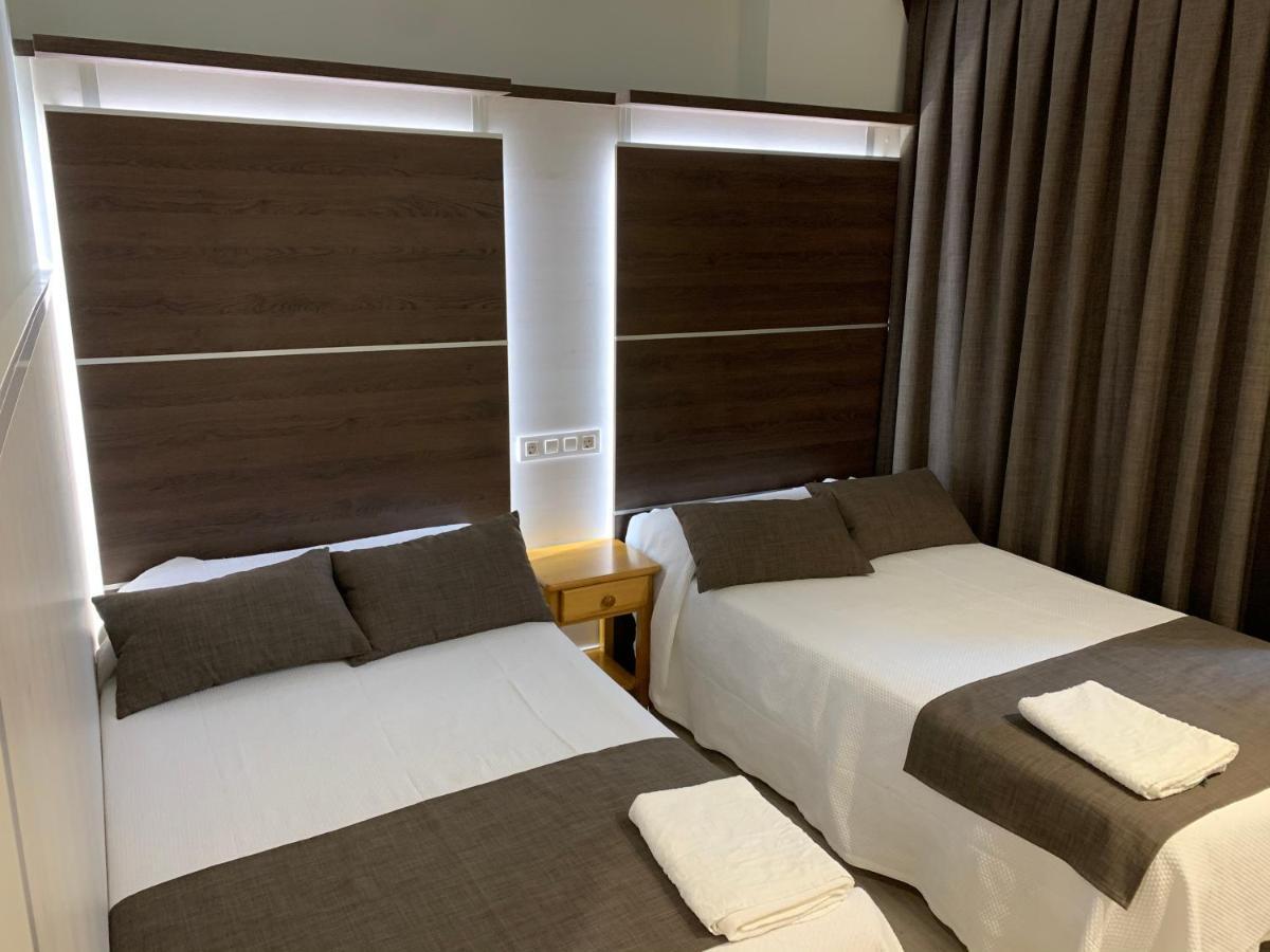 Hotel Ric ซาบาเดย์ ภายนอก รูปภาพ