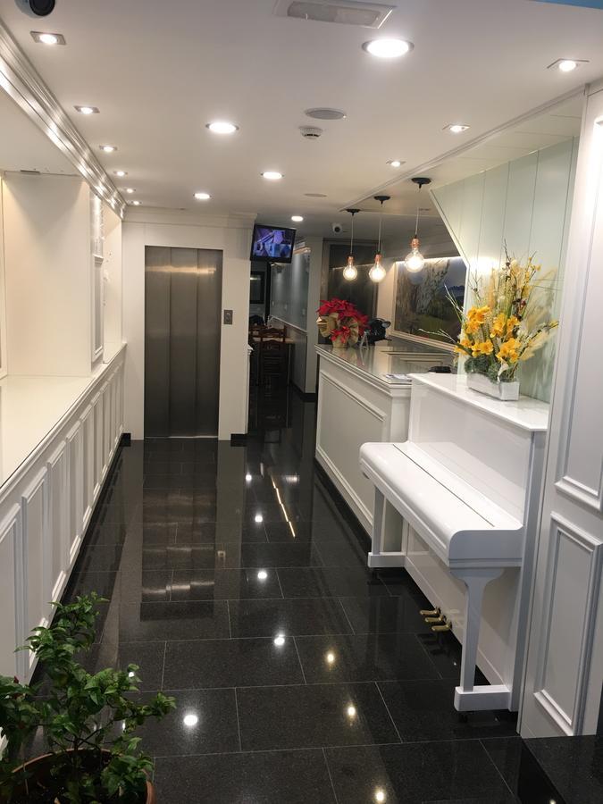 Hotel Ric ซาบาเดย์ ภายนอก รูปภาพ